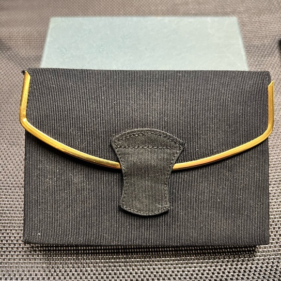 Vintage Black & Gold Case, Rex Fifth Avenue Red and Gold Makeup Compact - Picture 1 of 5